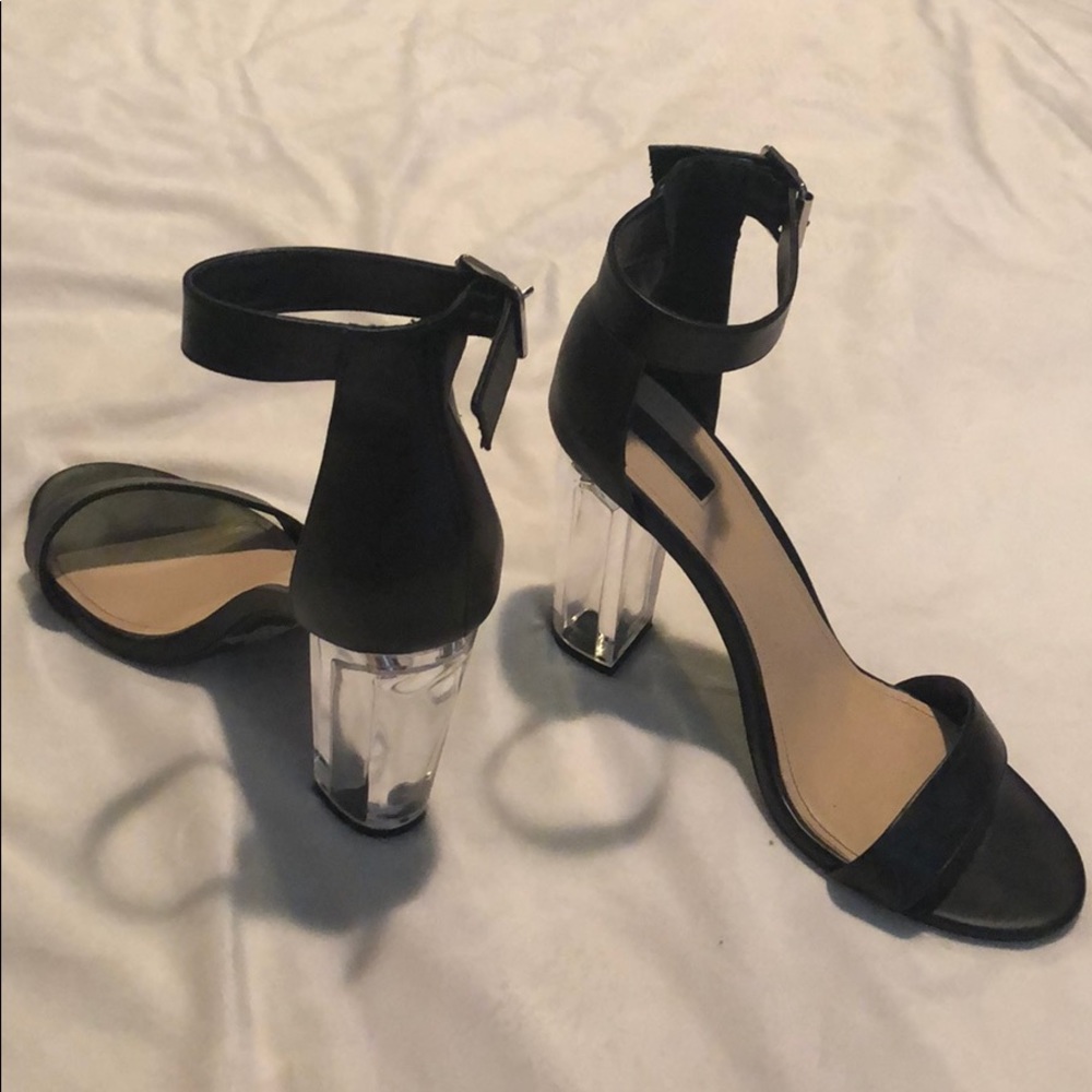 Heels form forever 21